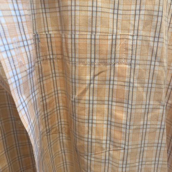 Men’s Arrow Shirt - Picture 3 of 6